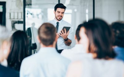 La Révolution Silencieuse : Le Secret des Diplômés qui Réussissent Sans Formation Traditionnelle